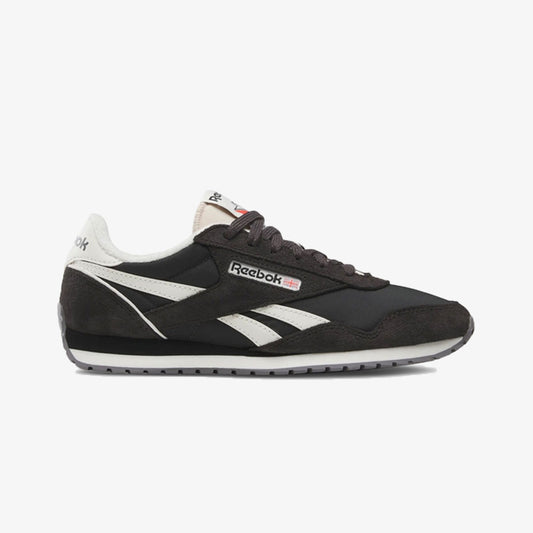 Reebok | WMN'S CLASSIC AZ 'WASHED BLACK/CHALK'